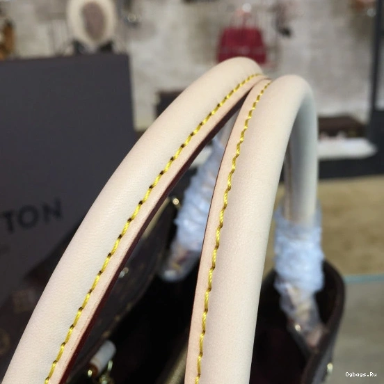 LOUIS MONTAIGNE MM VUITTON 0128